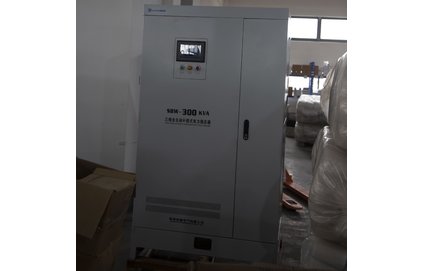 三相大功率全自動補償電力穩壓器